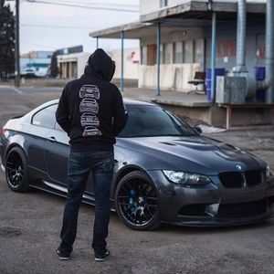 Meet your Posher, Hermes andres